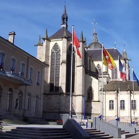 فندق مبيت وإفطار Moncoeur